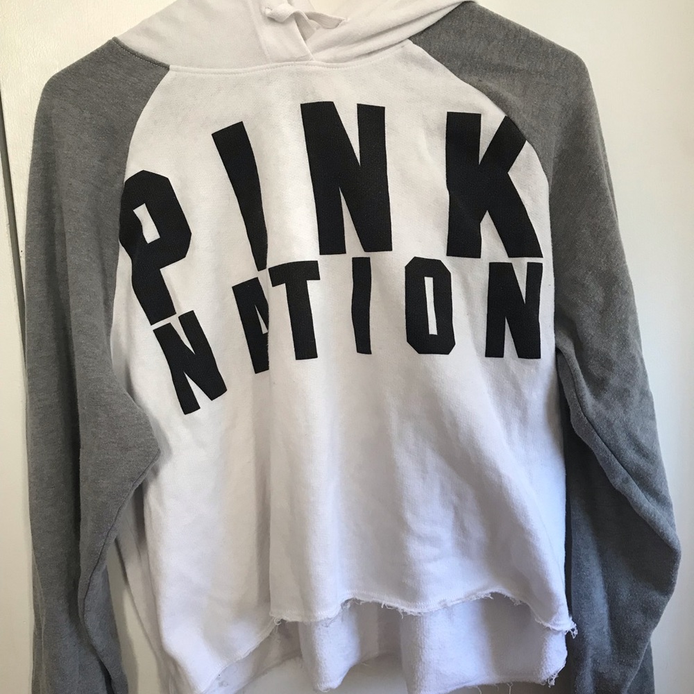 vs pink long sleeve crop top